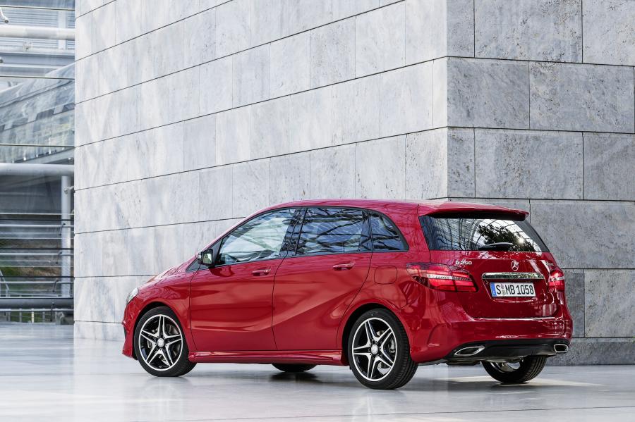  Mercedes-Benz B250 4Matic AMG Line 2014 года  (фото 27 из 30)